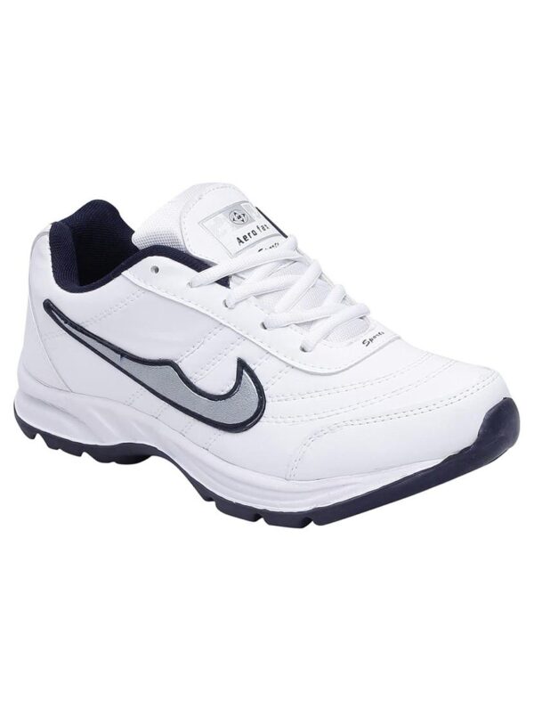 White men's lace up casual shoes