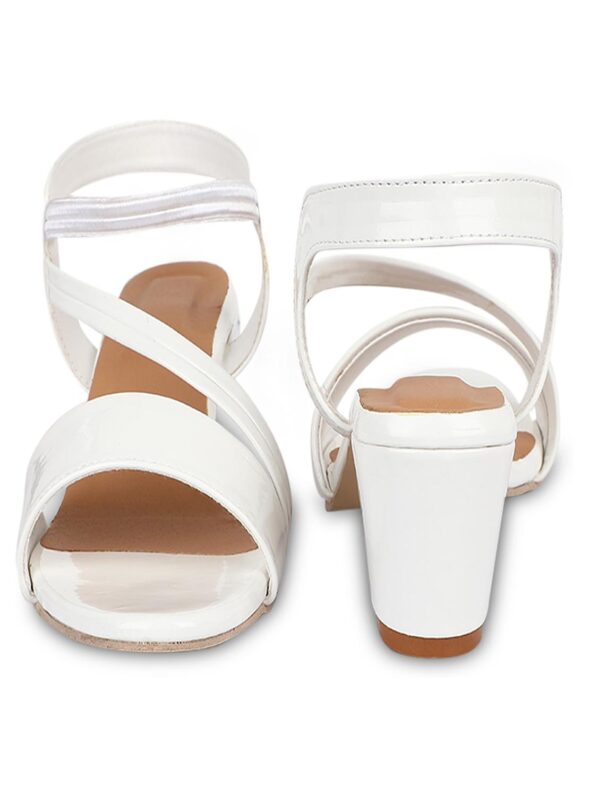 White sandle for woman